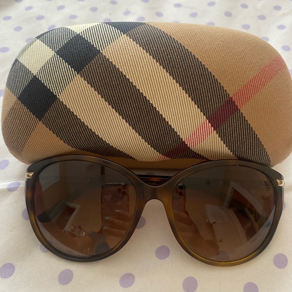 Women’s Burberry Sunglasses